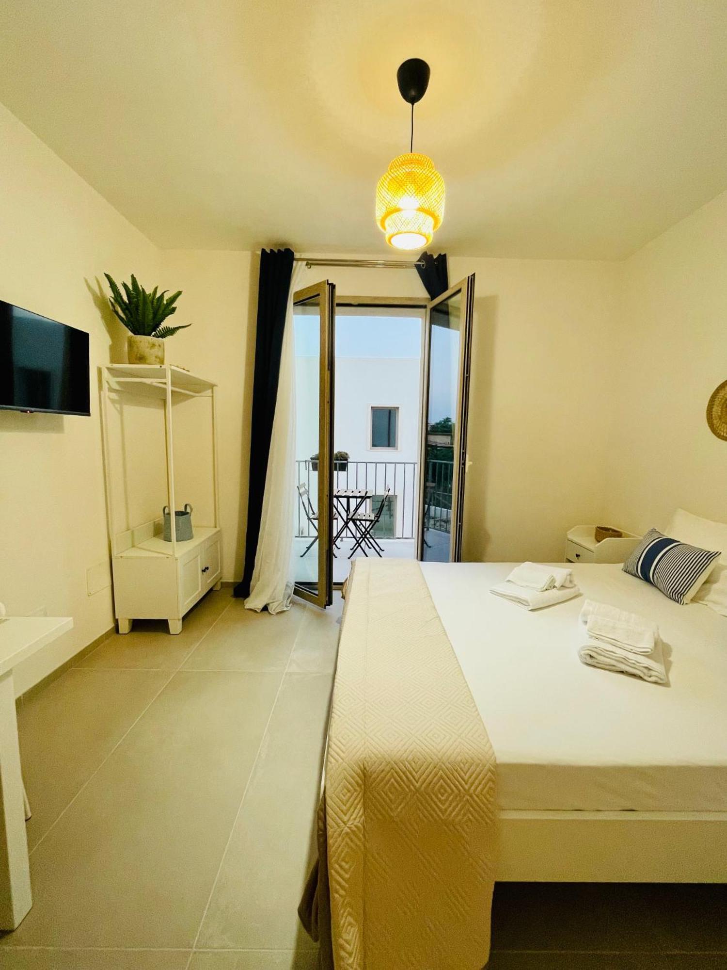 Anemos Apartments Marsala Exteriör bild